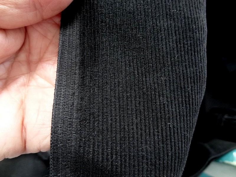 Velours coton mille raies noir uni 2