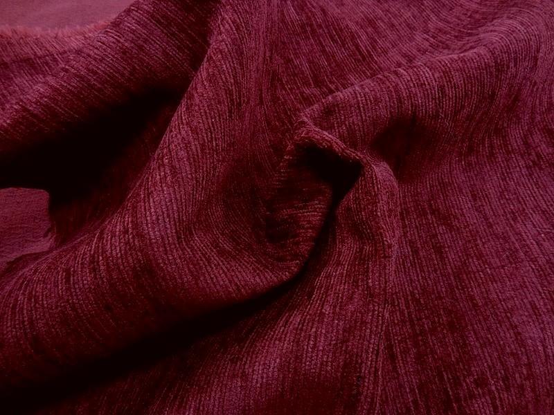 Velours d ameublement chenille teinte bordeaux 3