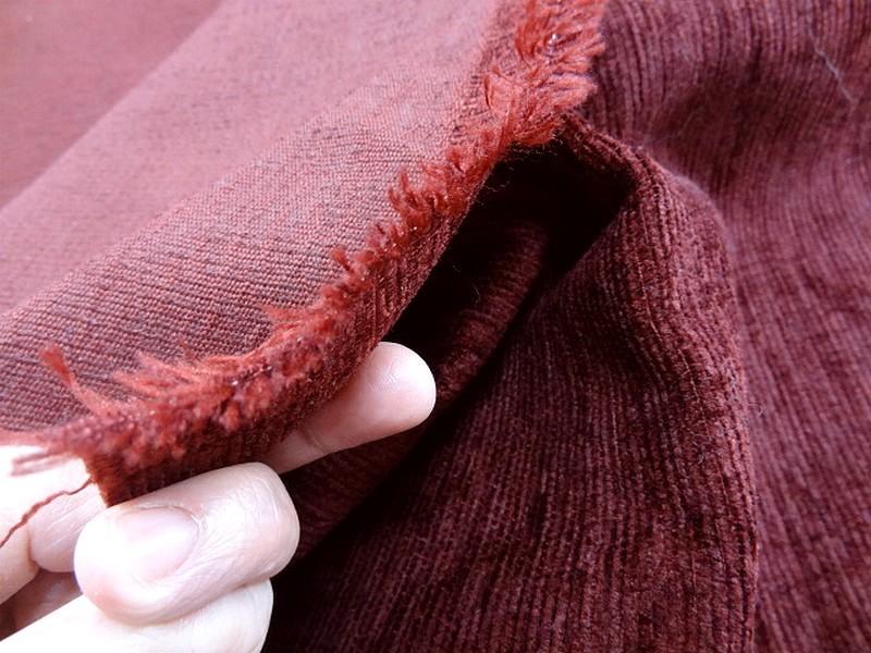 Velours d ameublement chenille teinte bordeaux 4
