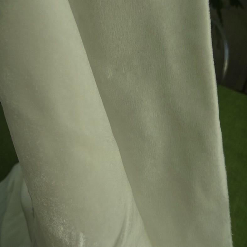 Velours de soie teinte ecru 3