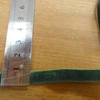 Velours elastique vert epinard 9 mm 1 