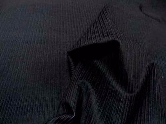 Velours noir cotele face bleue 1