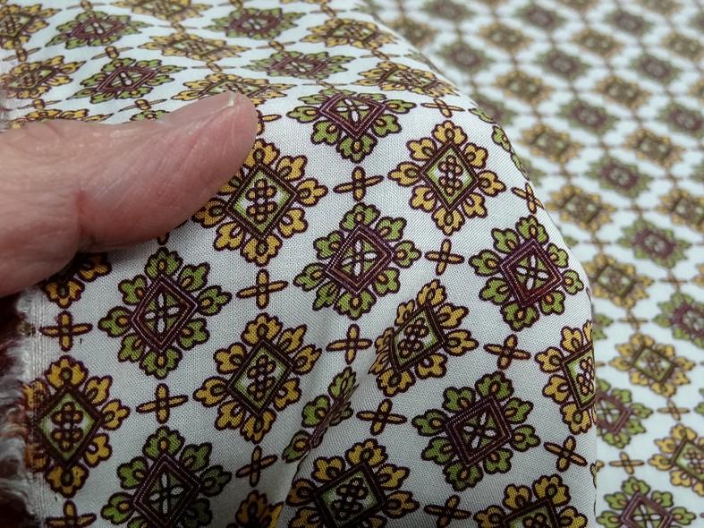 Viscose blanc casse motifs vintage moutarde et tilleul 3