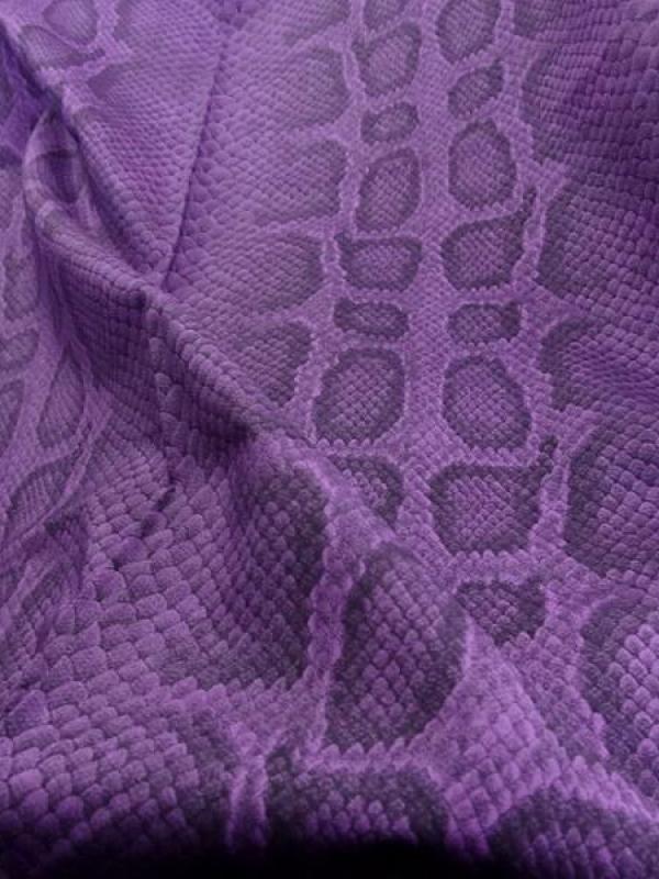 Viscose coton motif reptile prune 2 