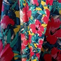 Viscose fond jaune fleurie fuchsia et bleu vert