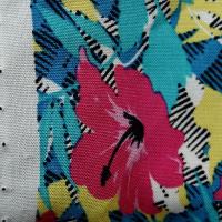 Viscose fond jaune fleurie fuchsia et bleu vert 3