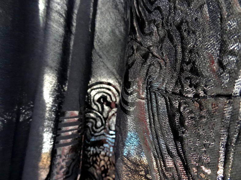 Viscose lycra soie noire motif cachemire 4