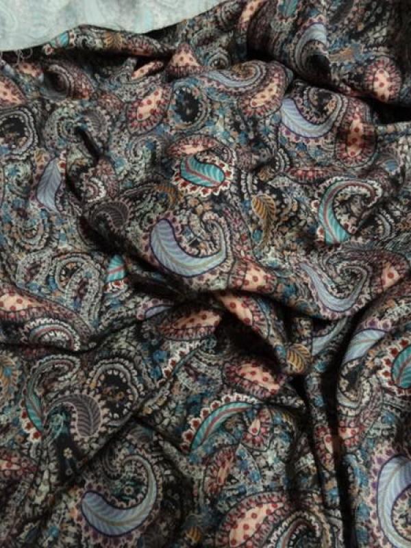 Viscose motif cachemire turquoise et mauve 1 