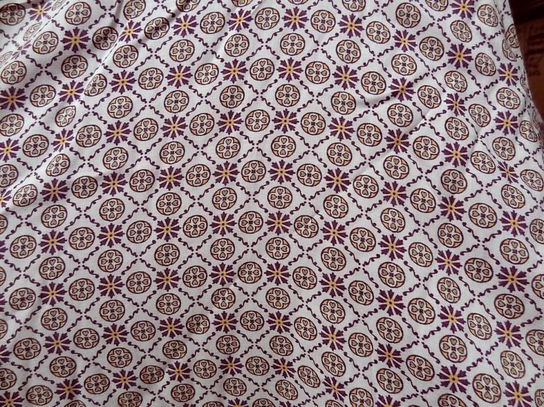 Viscose petit motif vintage violet ambre et vert tilleul 1