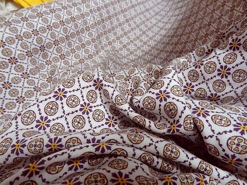 Viscose petit motif vintage violet ambre et vert tilleul 3