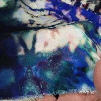 Viscose tie and dye bleu outremer lumineux 3