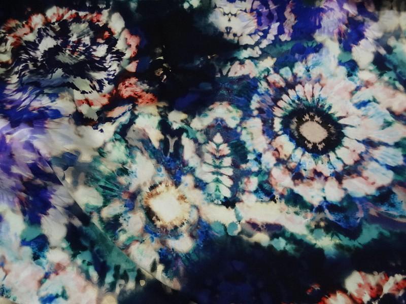 Viscose tie and dye bleu outremer lumineux 5