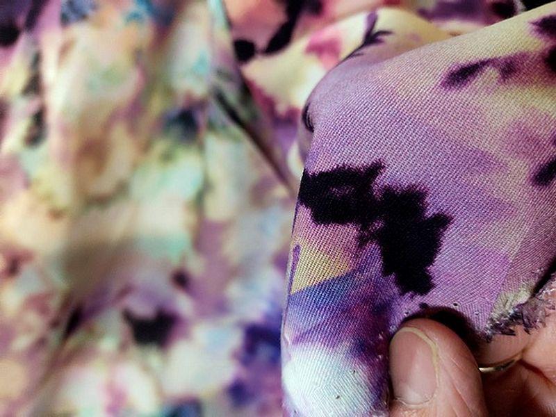 Viscose tie and dye violette 7 