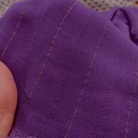 Viscose violette finement raye or 4