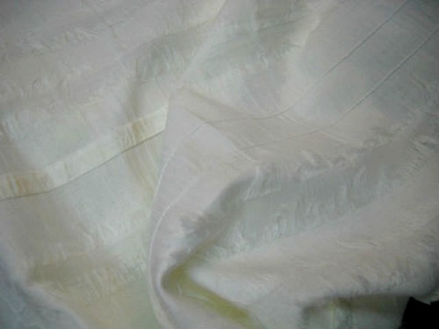 Voile coton blanc casse faconne et frange 1 