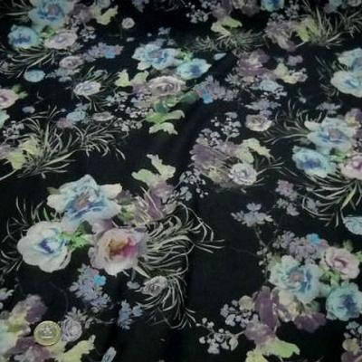 Voile coton gris noir fleurs doux pastel 1 