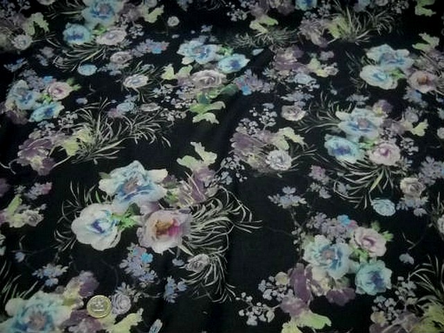 Voile coton gris noir fleurs doux pastel 1