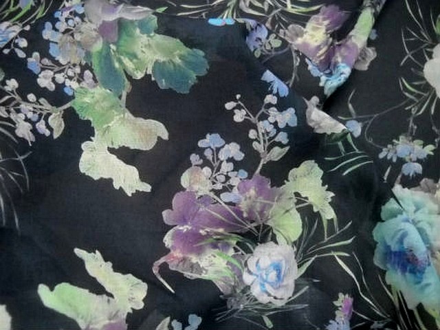 Voile coton gris noir fleurs doux pastel 3