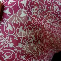 Voile coton petits motifs fuchsia et blanc 4 