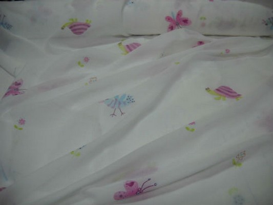Voile de coton blanc imprime escargots et papillons 1