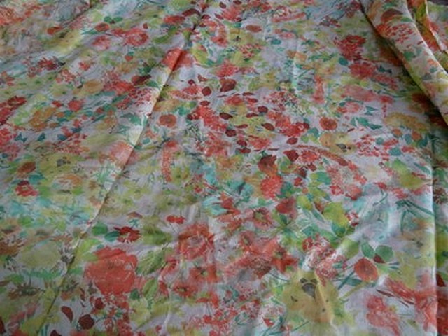 Voile de coton fleuri pistache capucine 1