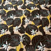 Voile de coton fond beige fleurs etoiles 3