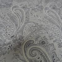 Voile de coton gris perle motif cachemire 2 