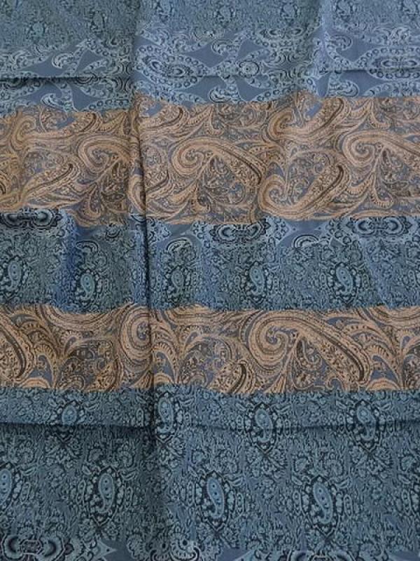 Voile de coton motif cachemire bleu et taupe 1 