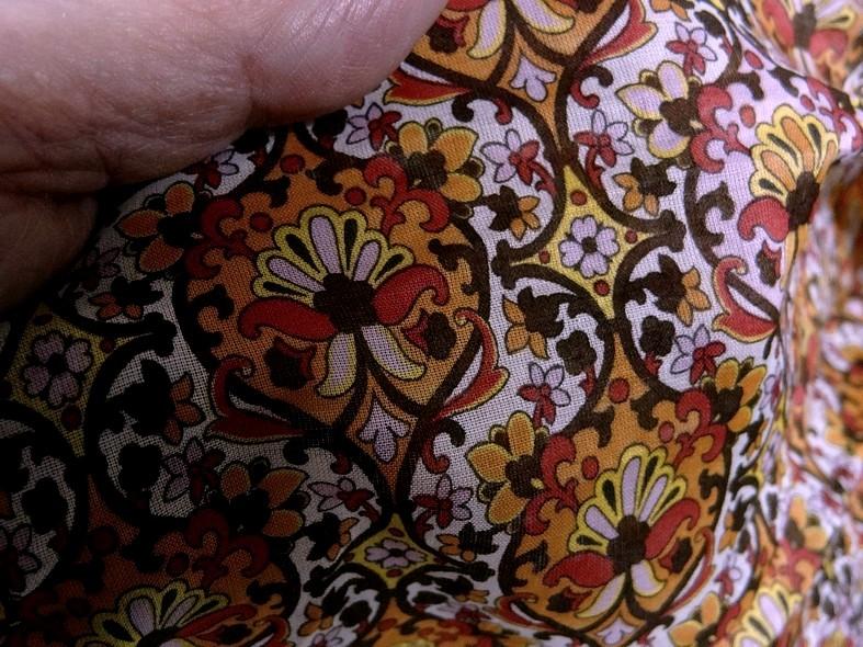 Voile de coton motif fleur de lis rose orchidee et mandarine 3