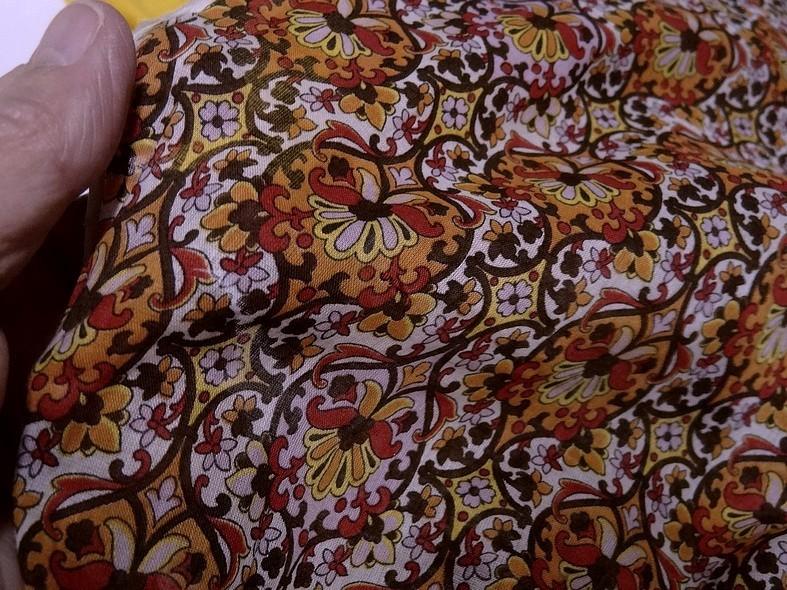 Voile de coton motif fleur de lis rose orchidee et mandarine 4