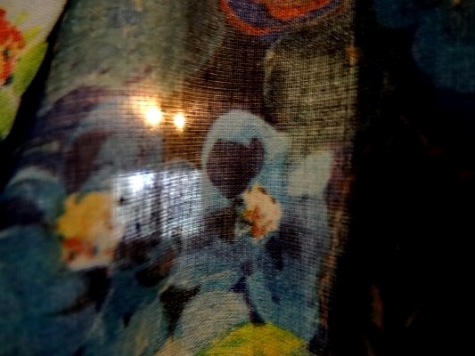 Voile de coton roses de jardin tons bleus 1