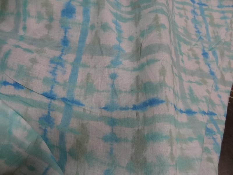 Voile de coton tie and dye blanc et aigue marine 1