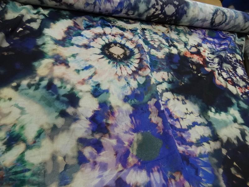 Voile de coton tie and dye bleu outremer lumineux 1