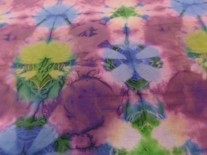 Voile de coton tie and dye eclats fond rose violace 8
