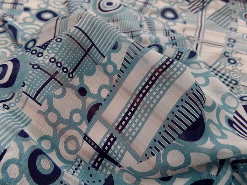 Voile de soie imprime retro ton blanc et bleu8