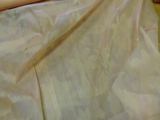 organza de soie palmiers jaune pale 3