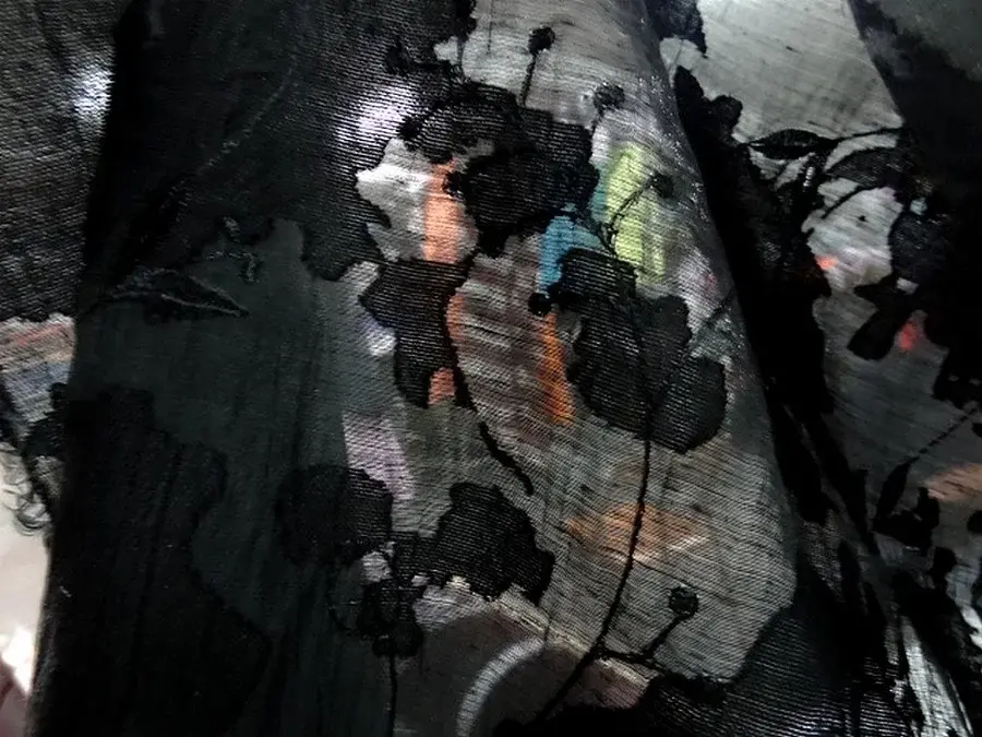 Voile devore et brode noir 2