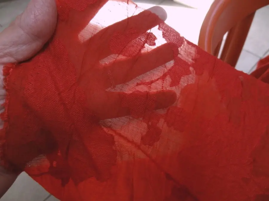 Voile devore rouge framboise 2 1