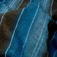 Voile rayures en camaieu de bleus et marrons faconne 3