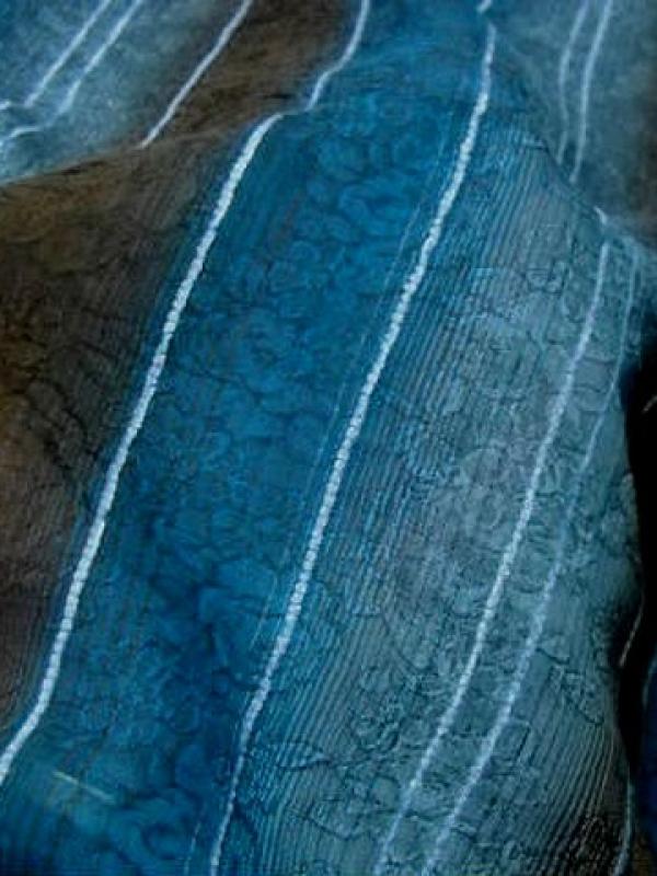 Voile rayures en camaieu de bleus et marrons faconne 3 