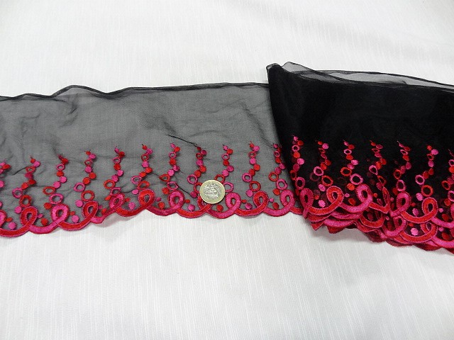 Voile resille noir brode bulles